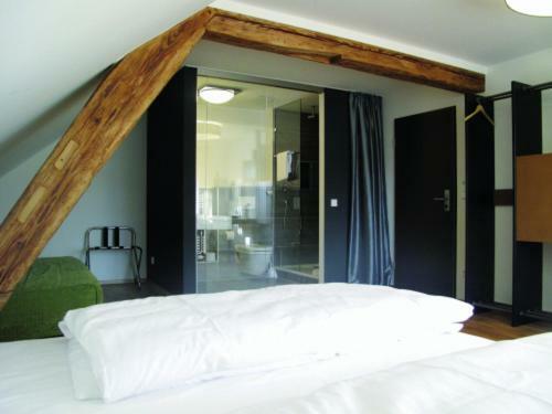Ox Hotel