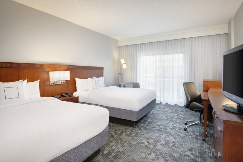 Hotel Courtyard By Marriott Savannah Midtown
