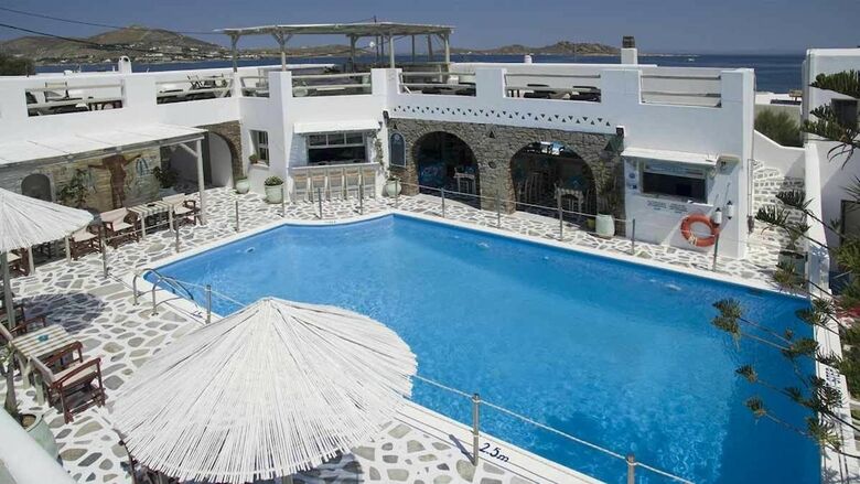 Apartamentos Captain Dounas