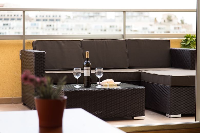 Apartamentos �tico Soleado Con Vistas Al Mar