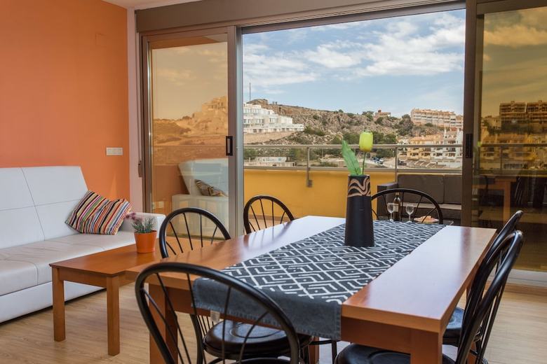 Apartamentos �tico Soleado Con Vistas Al Mar