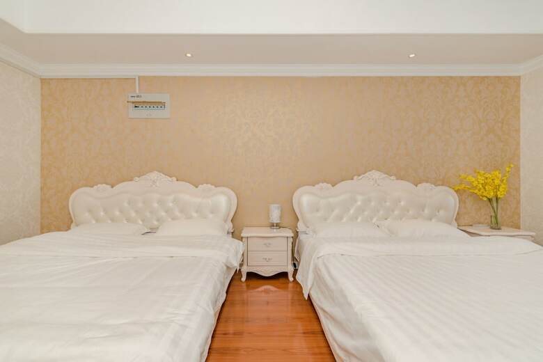 Taishan Shell Apartment