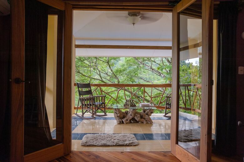 Monos Locos - Portasol Vacation Rental