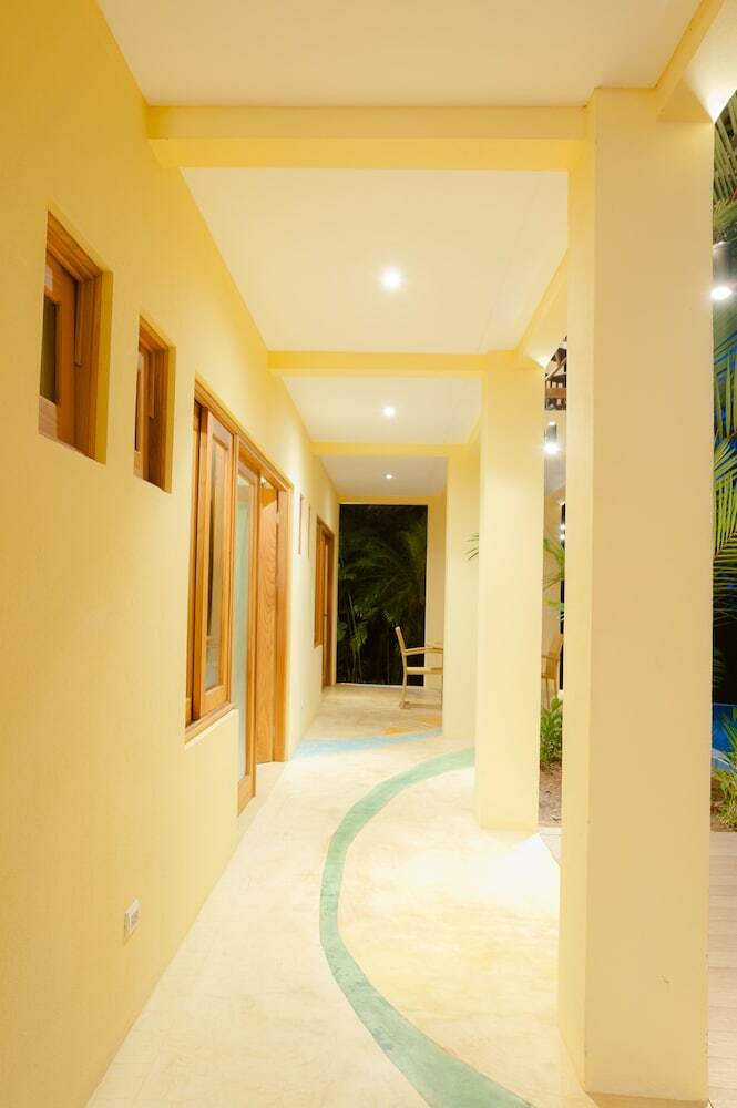 Monos Locos - Portasol Vacation Rental
