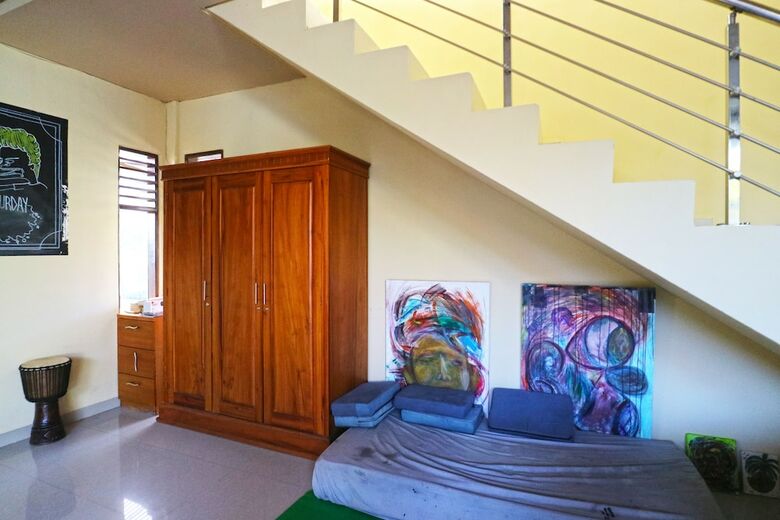 Hostal Hang Five Canggu Hostel