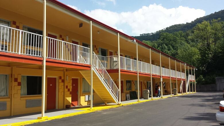 Hotel Econo Lodge Near Bluefield College