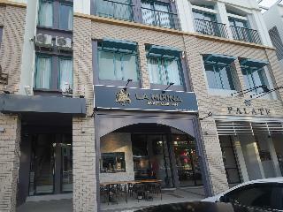 Hotel Oyo 1023 La Mirina Boutique Inn