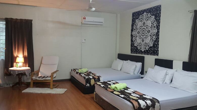 D'hartamas Guesthouse
