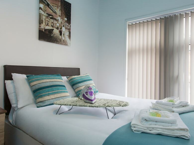 Hotel Town House @ Minshull New Road