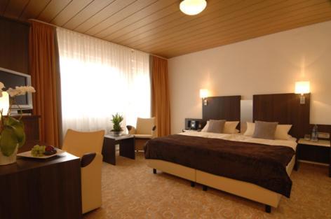 Adler Hotel & Restaurant