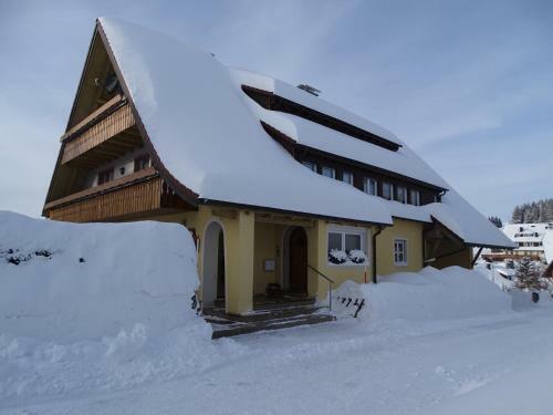 Hostal Pension Haus Hubertus