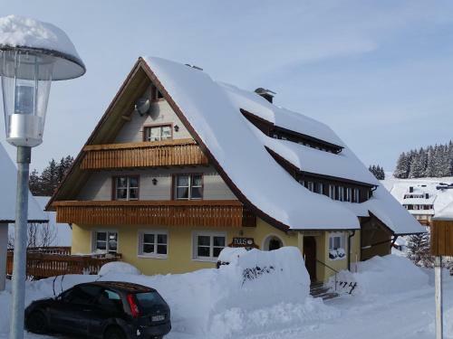Hostal Pension Haus Hubertus