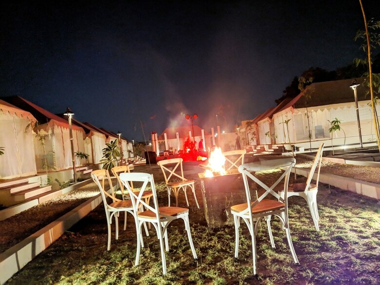 Hotel Chirag
