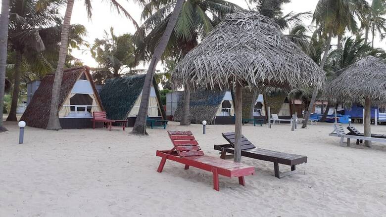 Alfresco Beach Hotel