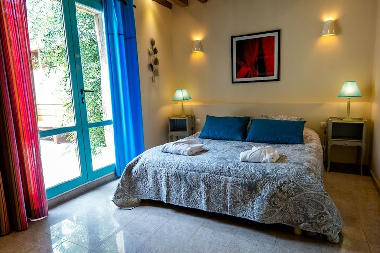 Hotel Maison D'h�tes La Ferme de L'oudon & Spa