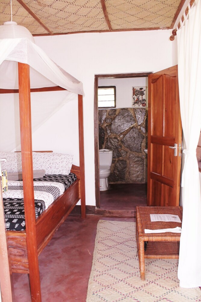 Posada Camp Bastian Ltd