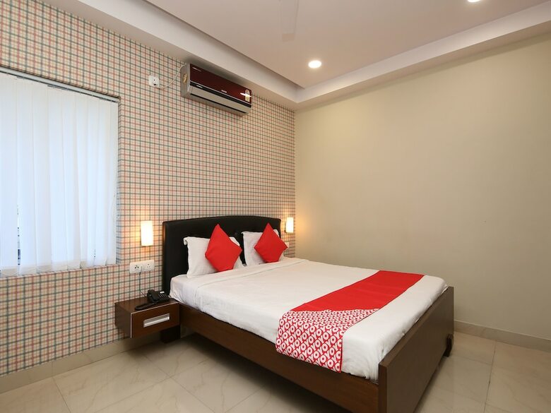 Hotel Oyo 9662 Kajali Guest House