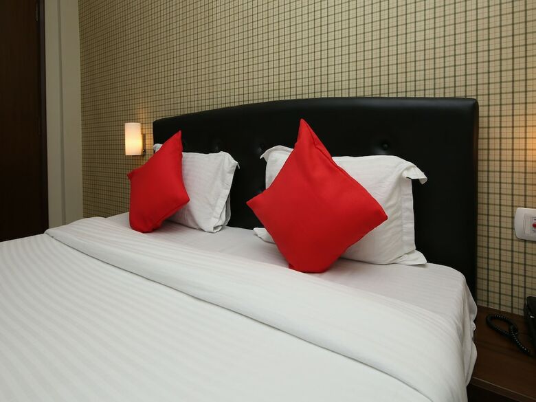 Hotel Oyo 9662 Kajali Guest House