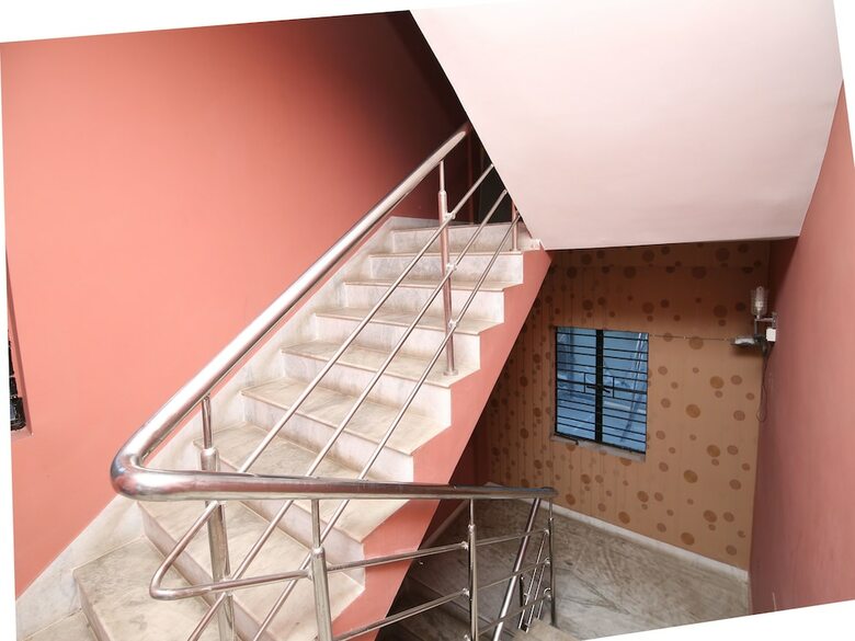 Hotel Oyo 9662 Kajali Guest House