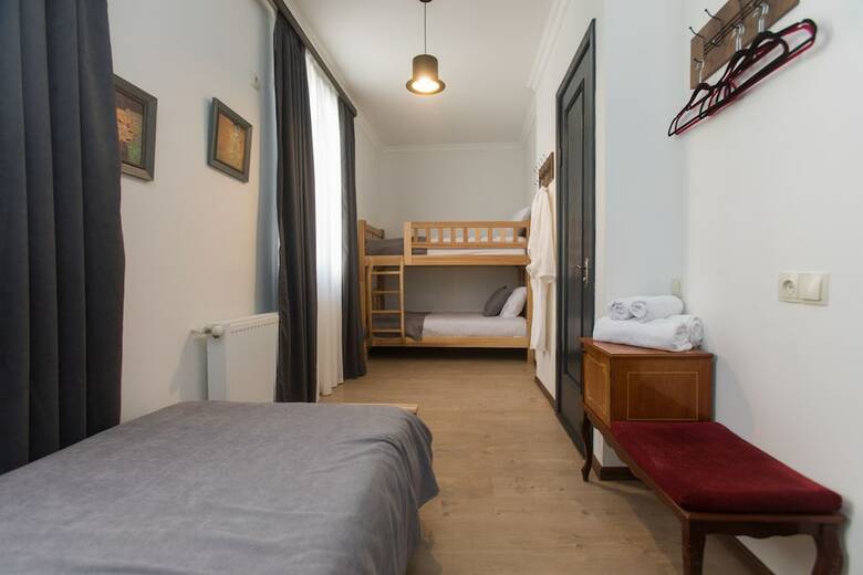 Hotel Grape House