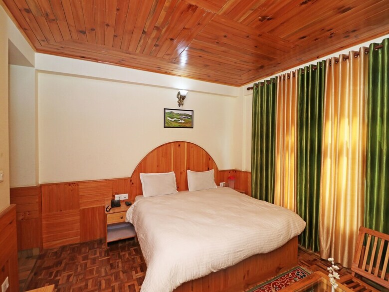 Hotel Oyo 13711 Home Stay River View Manali