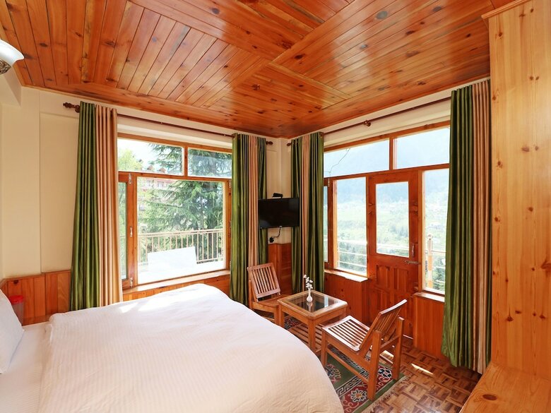 Hotel Oyo 13711 Home Stay River View Manali