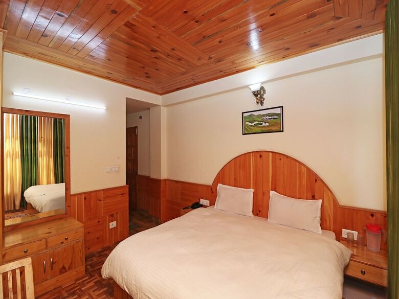 Hotel Oyo 13711 Home Stay River View Manali