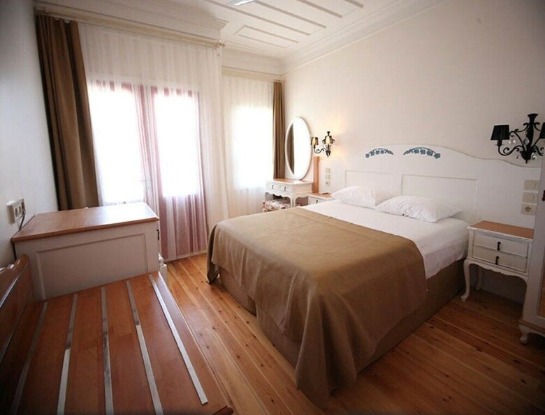 Hotel La Krasi Otel