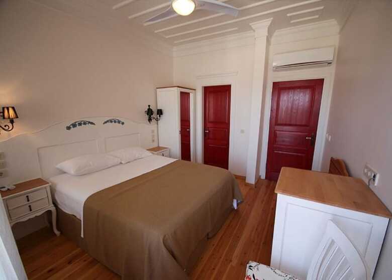 Hotel La Krasi Otel