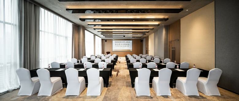 Pentahotel Chengdu Convention Centre