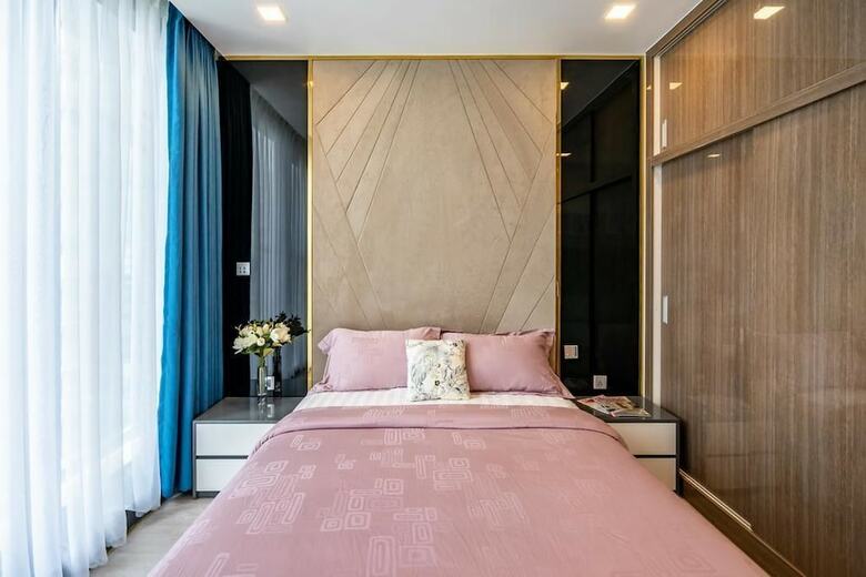 Vinhome Golden River Apartment - M'homme