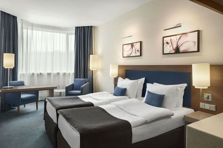 Hotel Ramada By Wyndham Yekaterinburg