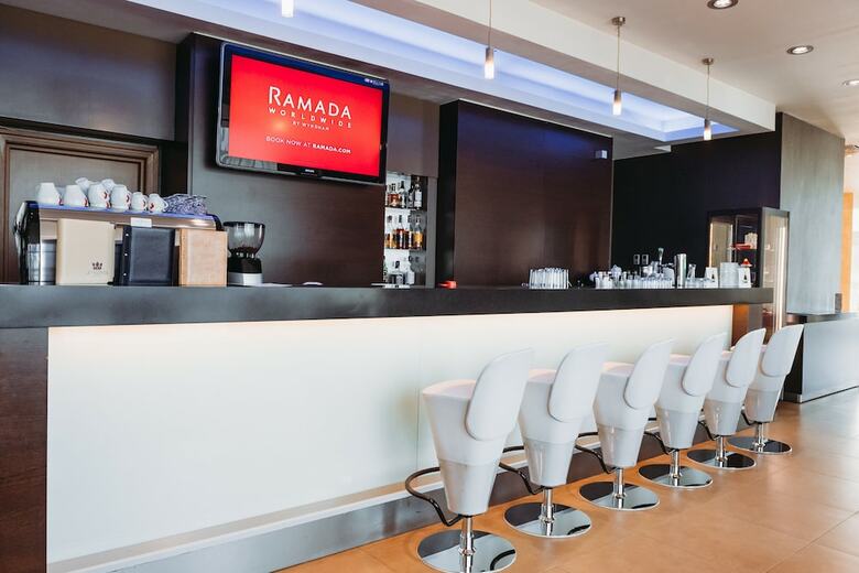 Hotel Ramada By Wyndham Yekaterinburg