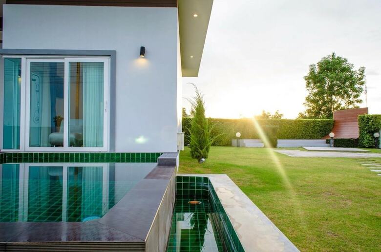 L.a. Pool Villa Huahin