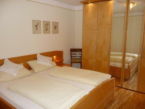 Apartment Ostrach