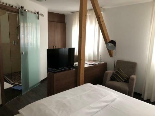 Hotel-restaurant & Metzgerei R��le