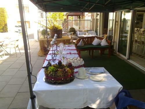 Hotel-restaurant & Metzgerei R��le