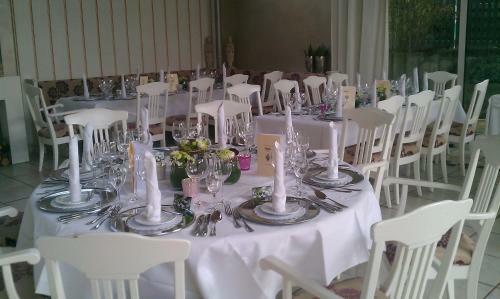 Hotel-restaurant & Metzgerei R��le