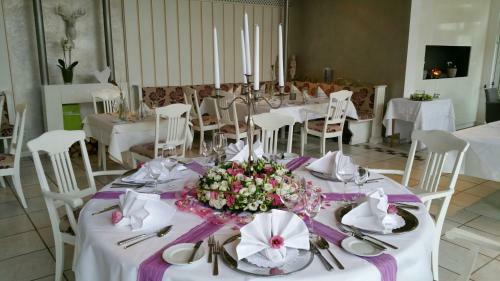 Hotel-restaurant & Metzgerei R��le