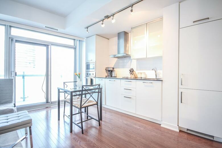 Sarkar Suites - Entertainment District