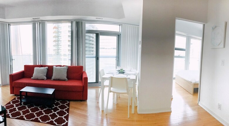 Sarkar Suites - Entertainment District