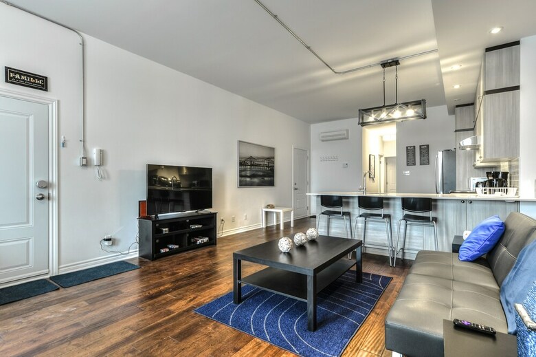 St Laurent Apartments