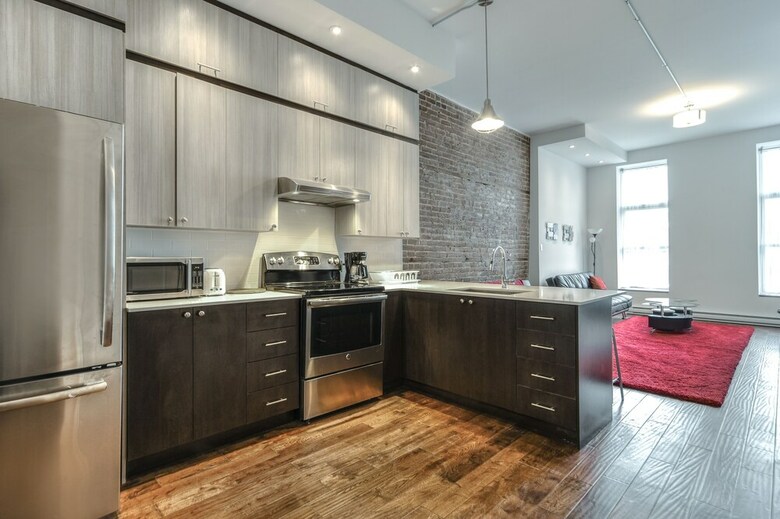St Laurent Apartments