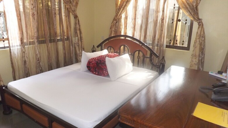 Bed & Breakfast Oneira Hotel
