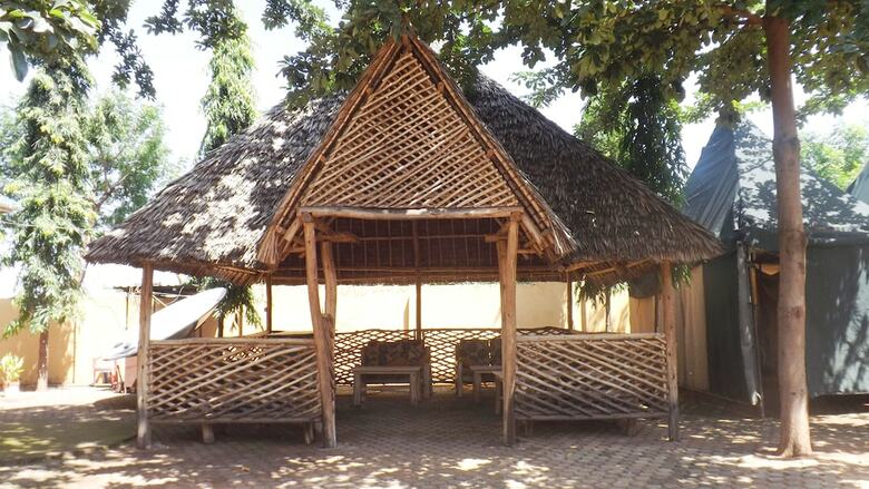Bed & Breakfast Oneira Hotel