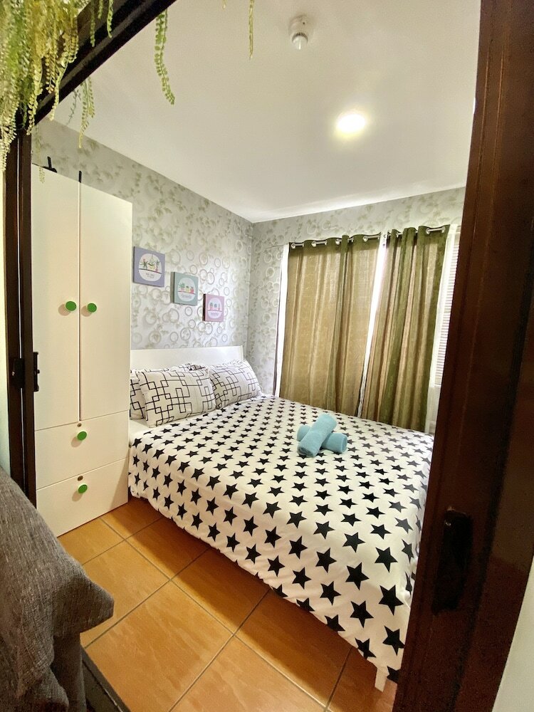 1 Bedroom Deluxe Condo At Apartelle D' Oasis