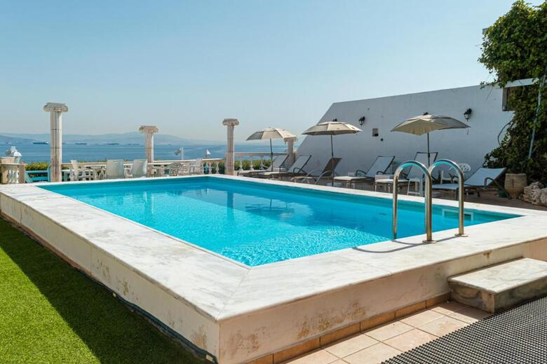 Hotel Mistral Apartments Aegina