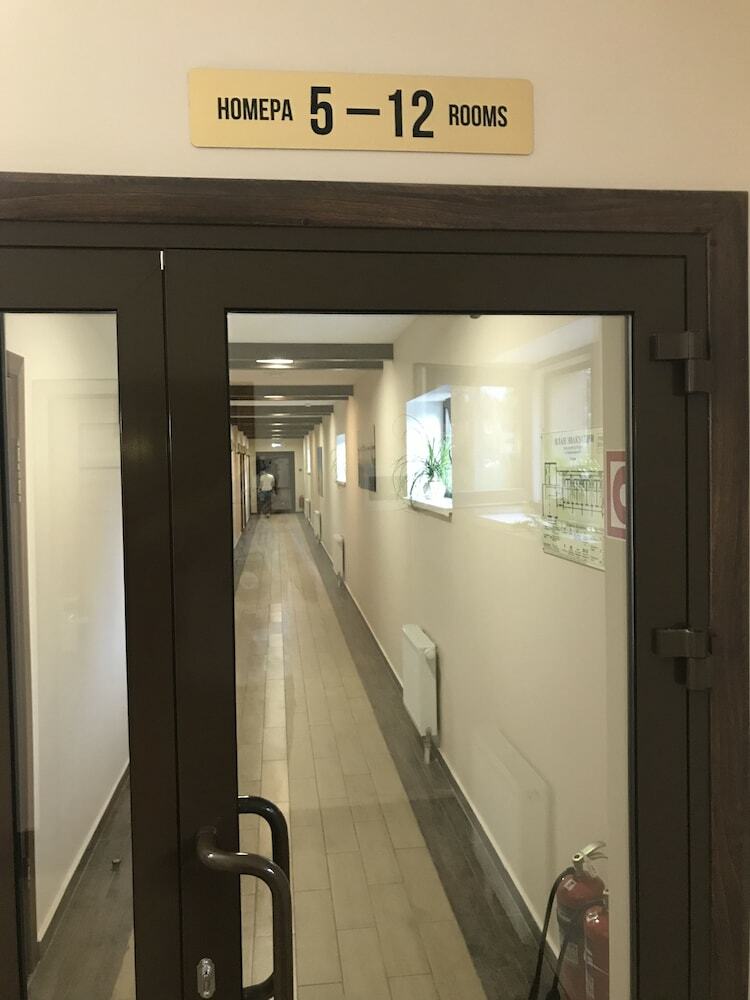 Motel Hotel 18