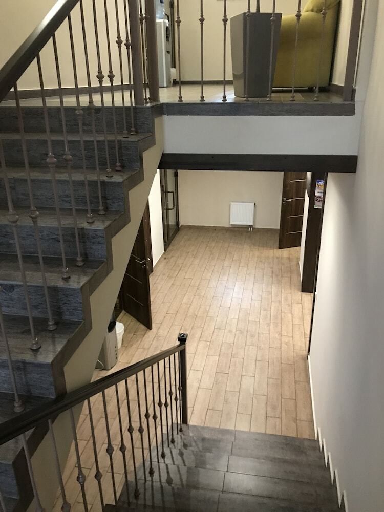 Motel Hotel 18