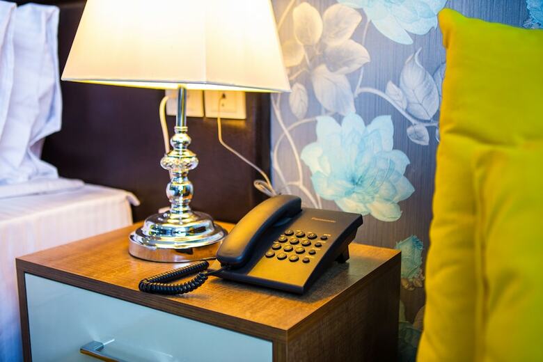 Hotel Square Inn
